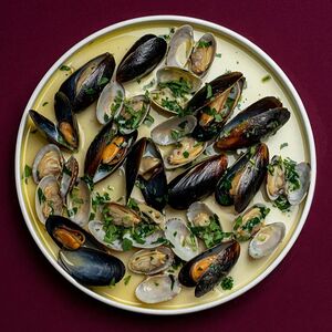 Соте мидии в сливочном соусе