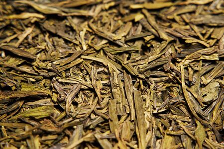 Лун Цзинь (Колодец дракона)