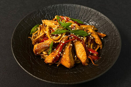 Удон с курицей