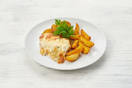 Мясо по-французски с картофелем по-деревенски