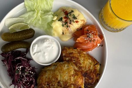 Завтрак с лососем