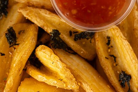 Картофель фри с азиатским соусом