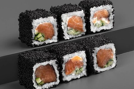 Ролл Калифорния черная с лососем и огурцом