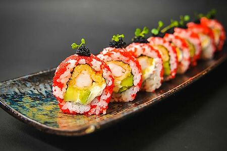 Калифорния с креветкой темпура