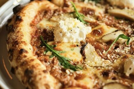 Болоньезе с белыми грибами и рикоттой