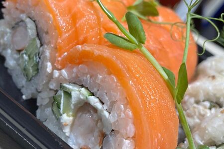 Филадельфия с креветкой темпура