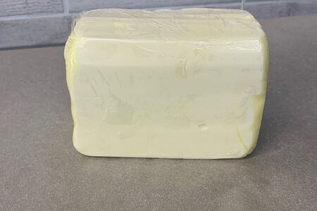 Масло сливочное 82.5%