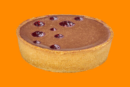 Тарталетка шоколадная с малиной