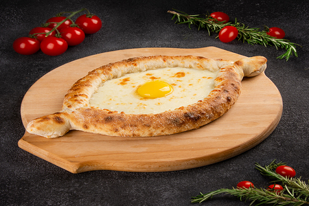 Хачапури по-аджарски