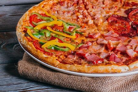 Пицца Кватро Стаджиони Россо Четыре сезона