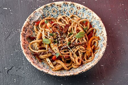 Лагман по-азиатски с курицей