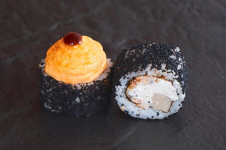 Запеченный с угрём