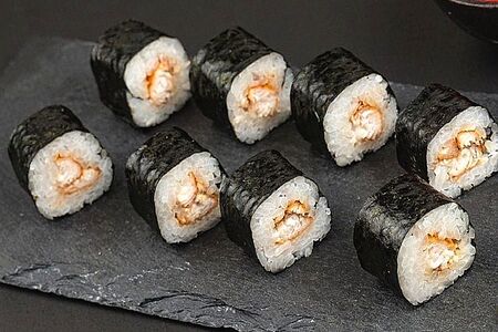 Маки с угрем