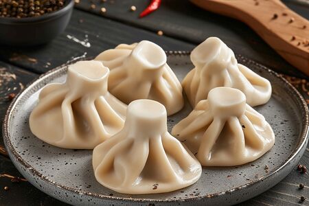 Хинкали с говядиной и свининой 