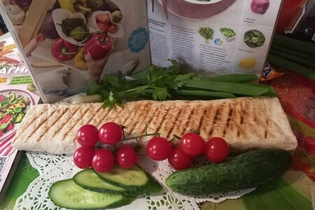 Шаурма с луком в лаваше стандарт