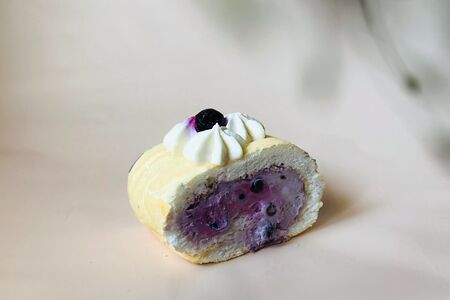 Меренговый рулет