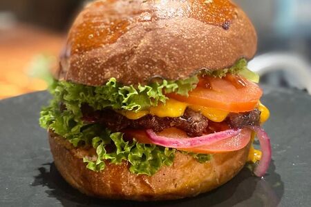 Чизбургер из мраморной говядины