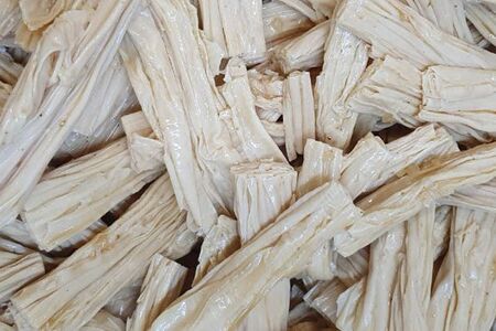 Салат из спаржи