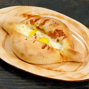 Хачапури по-аджарски с яйцом мини