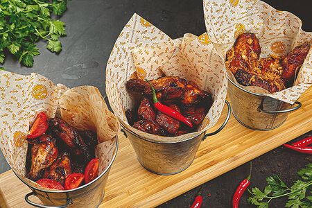 Ассорти из куриных крыльев