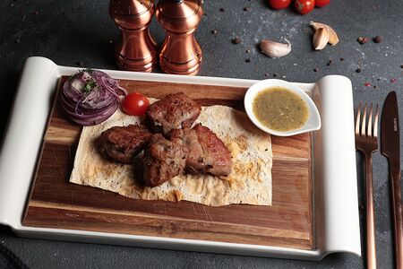 Шашлык из cвинoй шейки