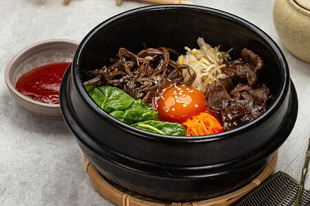 Пибимпаб с говядиной и овощами