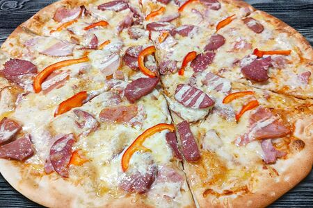 Ассорти из колбас