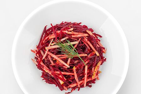 Салат из свеклы с яблоком