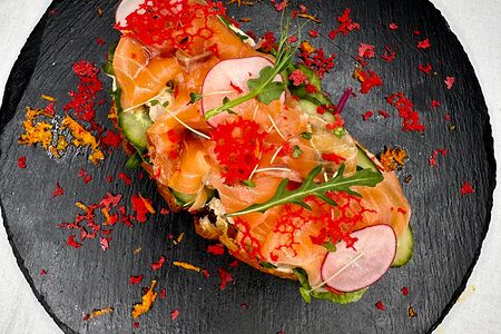 Рыбная брускетта