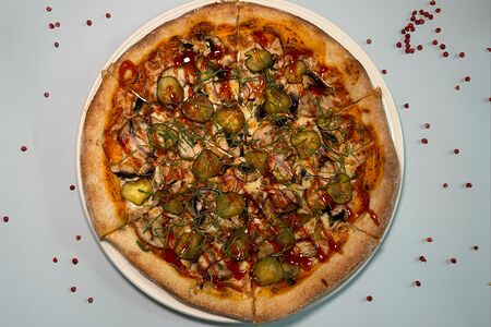 С пастрами из курицы и грибами