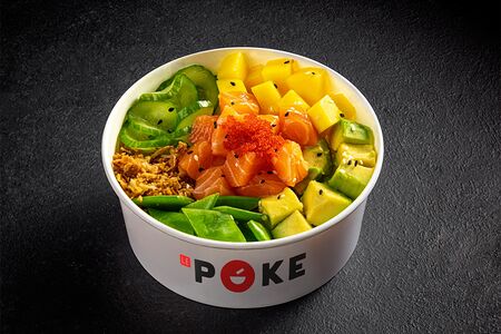Поке с лососем, авокадо, манго и лемонграсс хапа