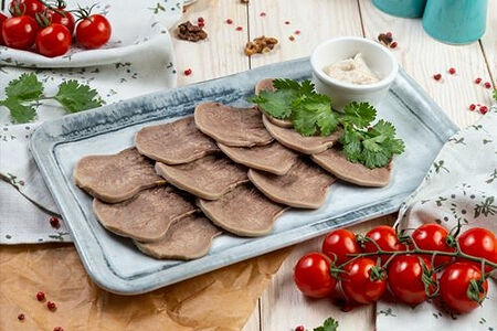 Язык с хреном