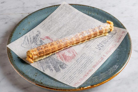 Трубочка вафельная с вареной сгущенкой