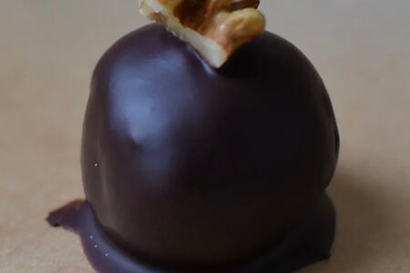 Пралине из грецкого ореха Vegan