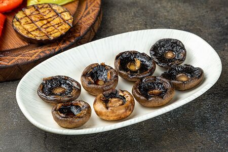 Шампиньоны на углях