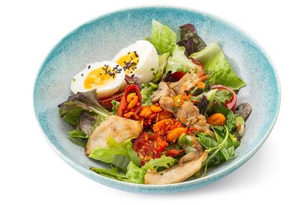 Тайский салат с куриным филе