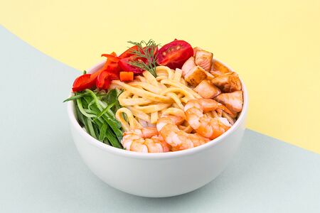 Вок М удон Паназиатский