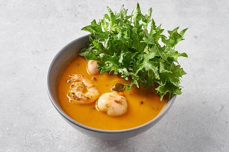 Средиземноморский суп с морепродуктами