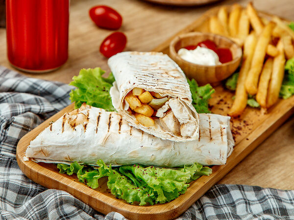 Шаурма вам и нам