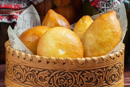 Тарелка с пирожками