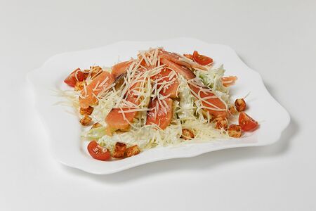 Салат Цезарь с семгой