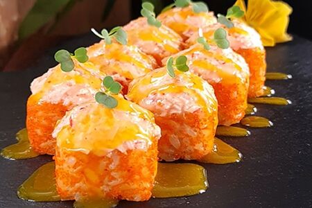 Ролл Yōgan masu с лососем