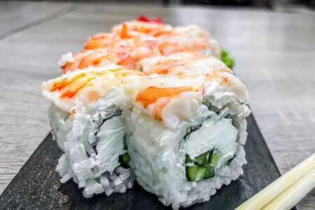 Ролл Филадельфия с креветкой