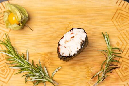 Гункан краб