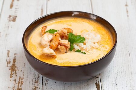 Том-ям с креветкой