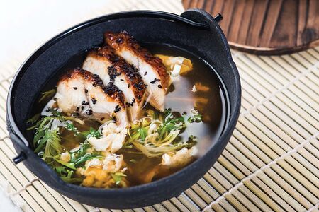 Суп Набе из угря