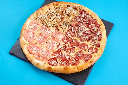 Пицца 4 мяса 