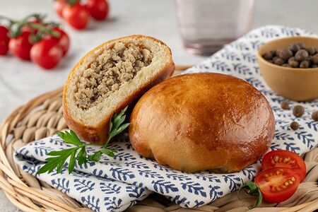 Пирожок с курицей