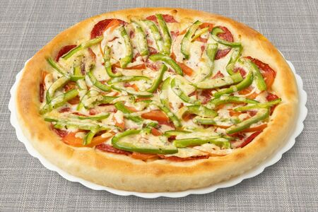 Пицца Сервелат