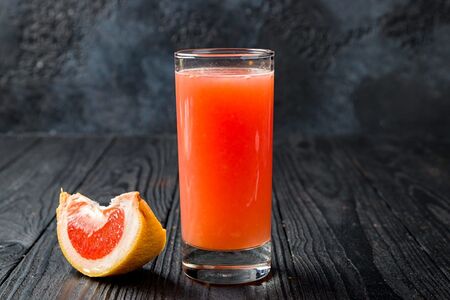 Грейпфрутовый свежевыжатый сок